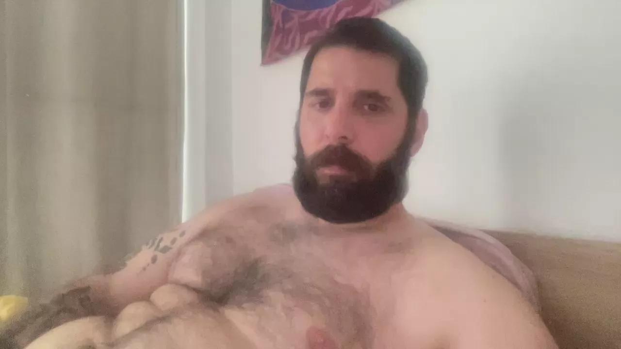 bear3393 on Cam4 