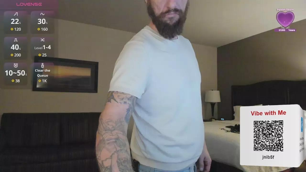 Beardedveteran on Cam4 