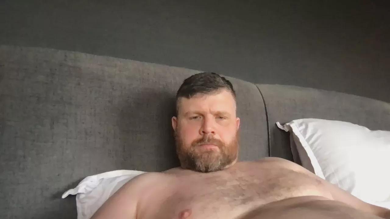 beatsuk3 on Cam4 