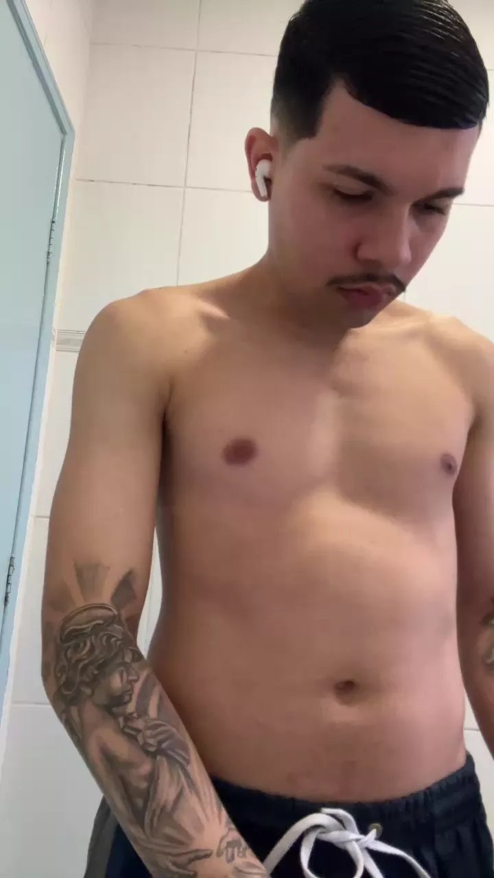 Offline beh_pauzao on Cam4