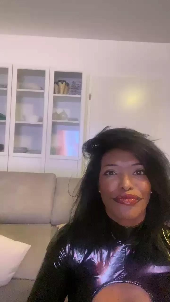 Belingtia on Cam4 