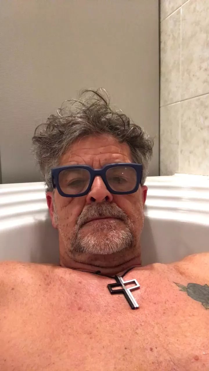 Offline bergamo13 on Cam4