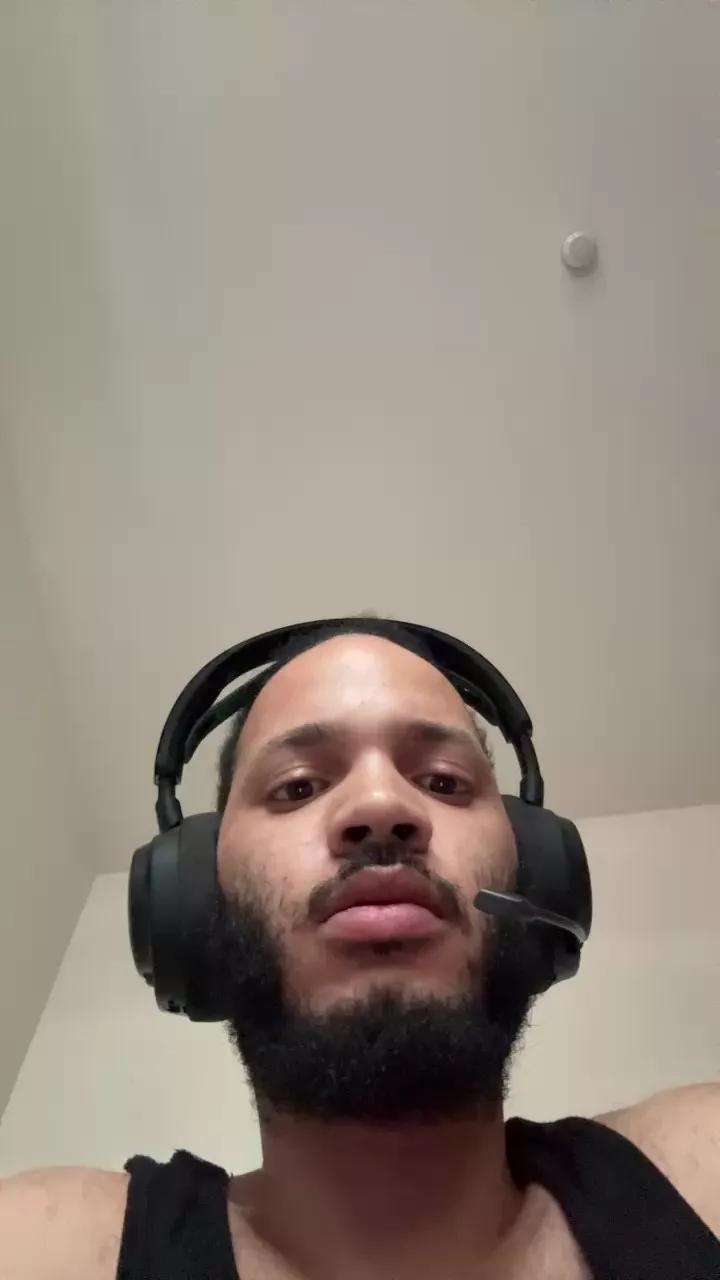 BigDckMonster94 on Cam4 