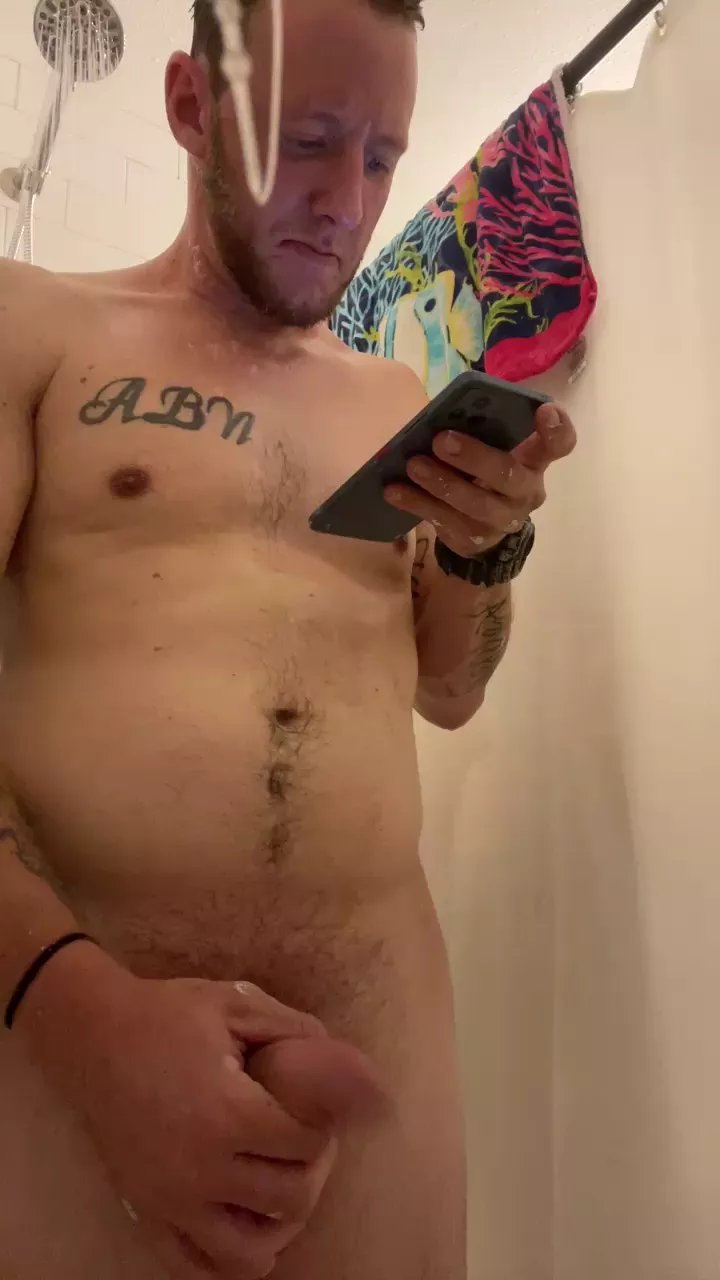 Offline biggzee2 on Cam4