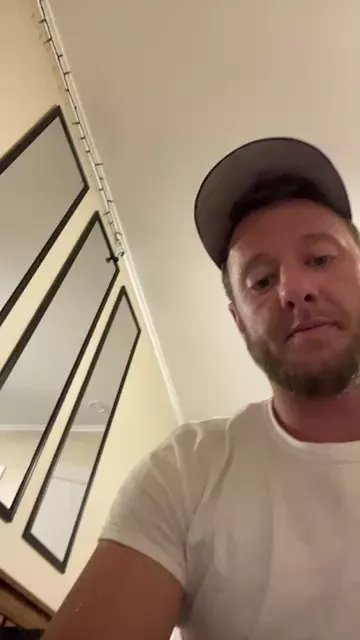 Offline biggzee2 on Cam4