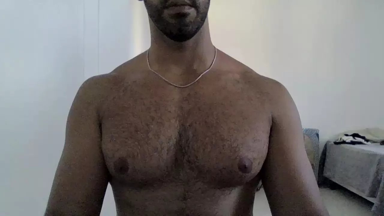 Offline biglatincock4uu on Cam4