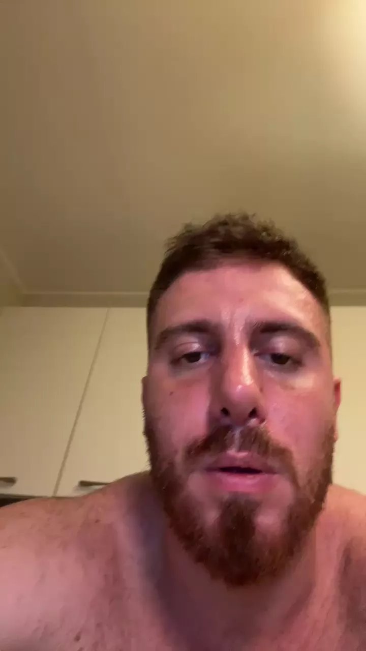 Offline Bigwhitebull on Cam4