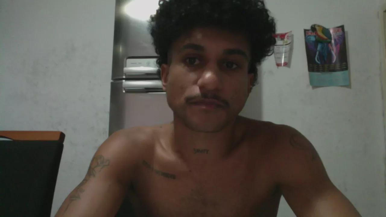 BlackDelToro on Cam4 