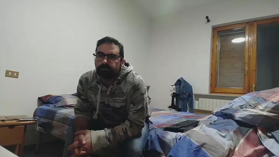 bleakw85 on Cam4 