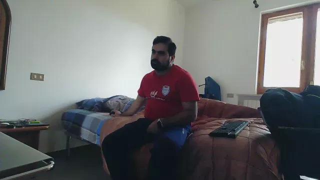 bleakw85 on Cam4 