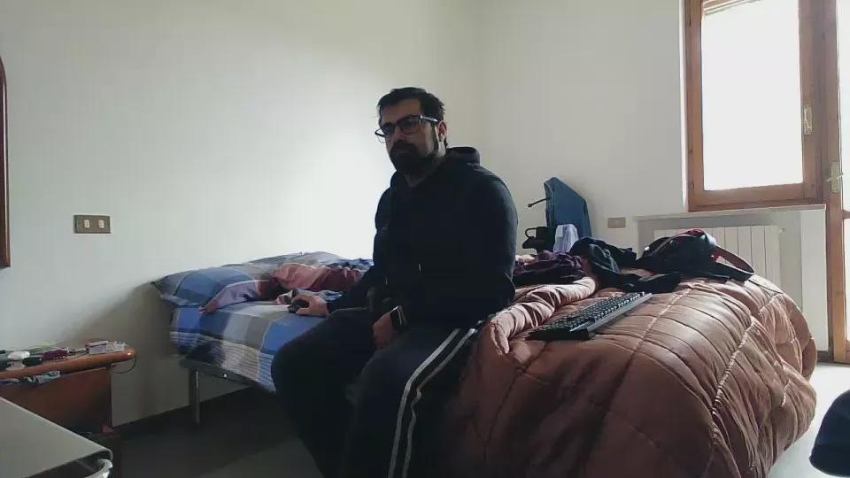 bleakw85 on Cam4 