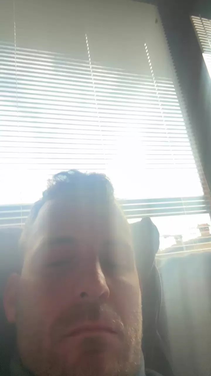 Offline bolognese_fun on Cam4