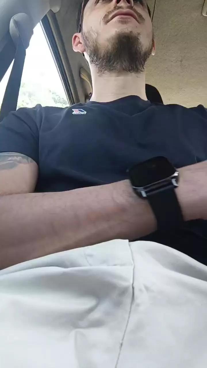 BomberX_91 on Cam4 
