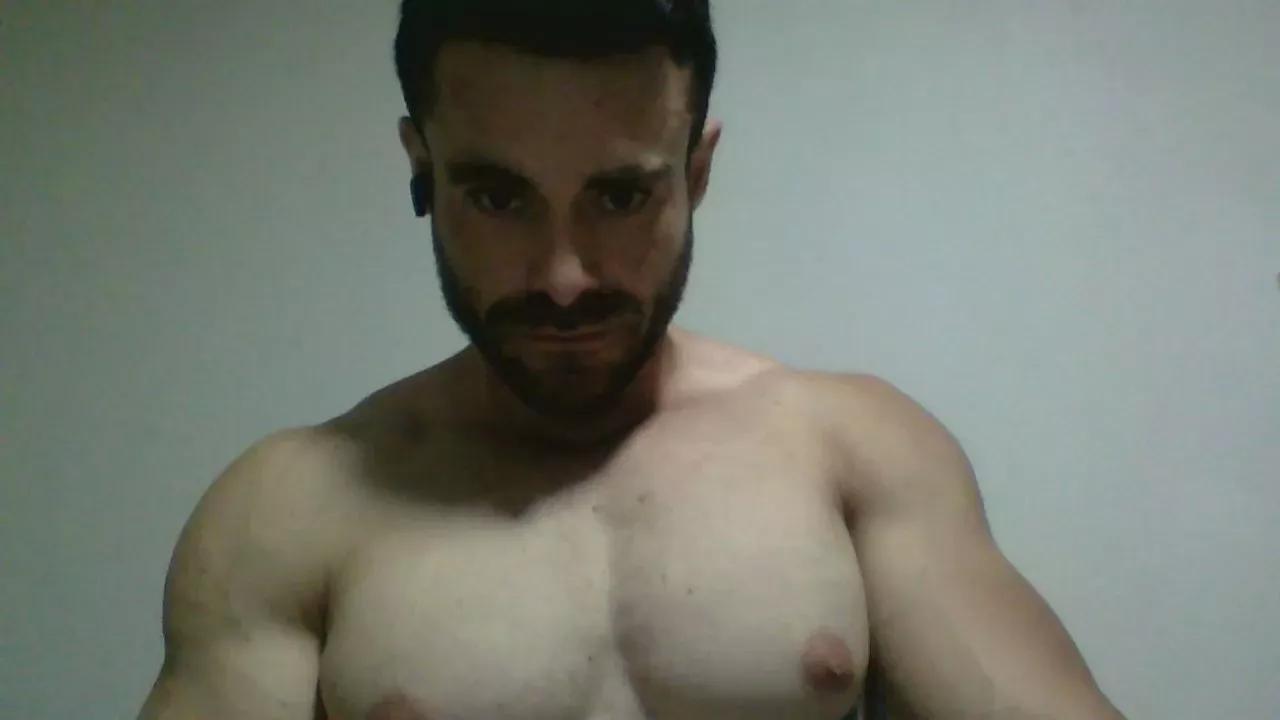 BranquinhoFit on Cam4 