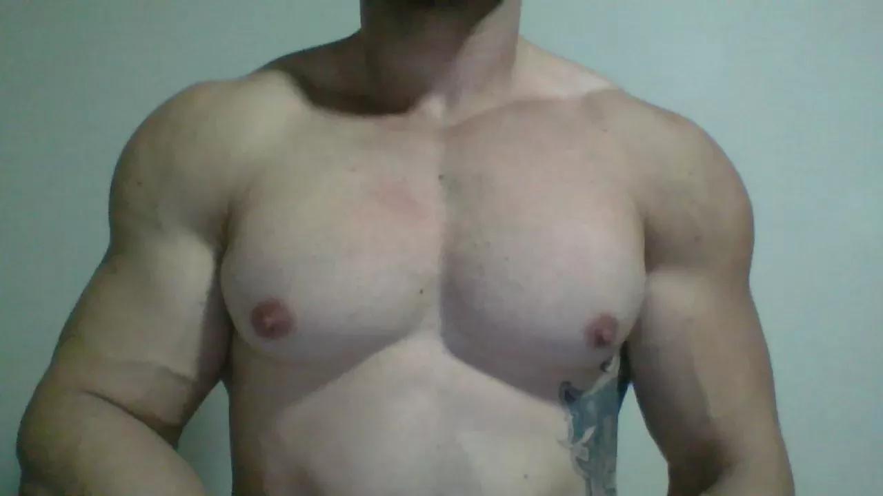 BranquinhoFit on Cam4 
