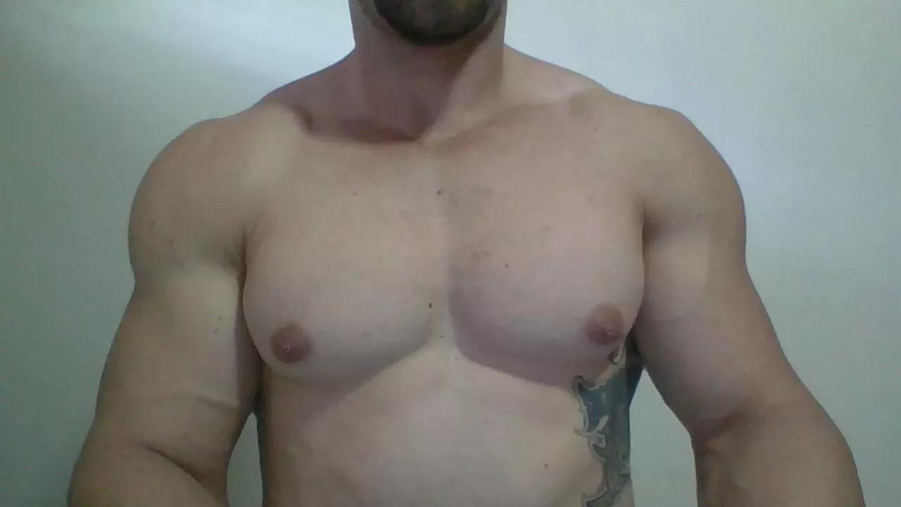 BranquinhoFit on Cam4 