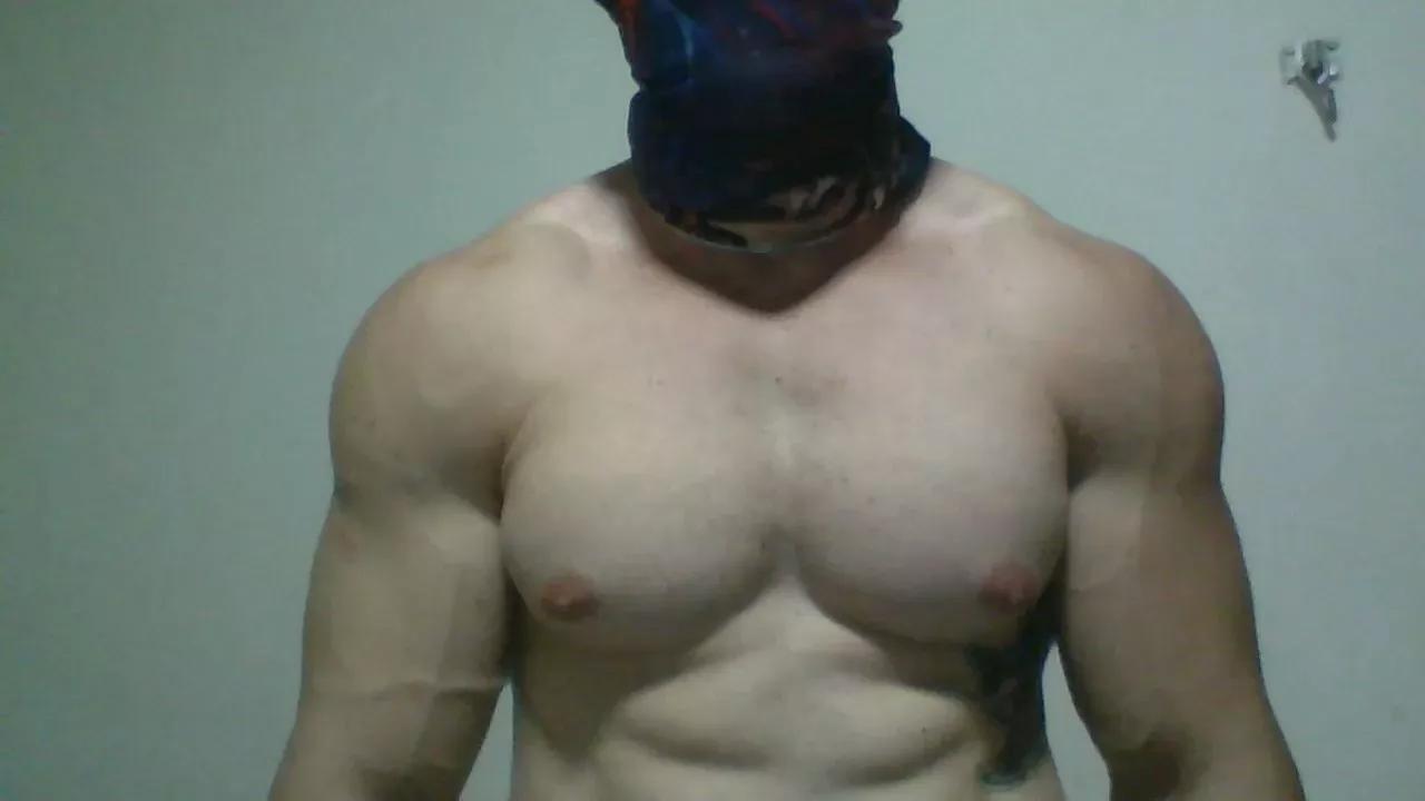 BranquinhoFit on Cam4 