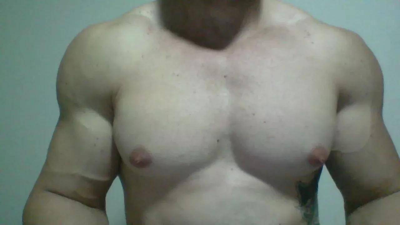 BranquinhoFit on Cam4 