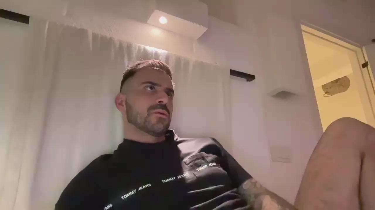 brokebrosexy on Cam4 