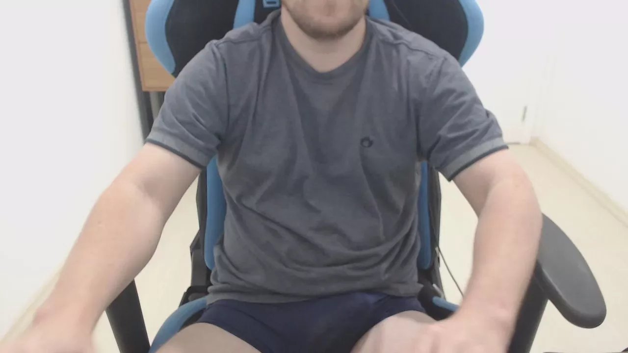 Offline bruno_leme on Cam4