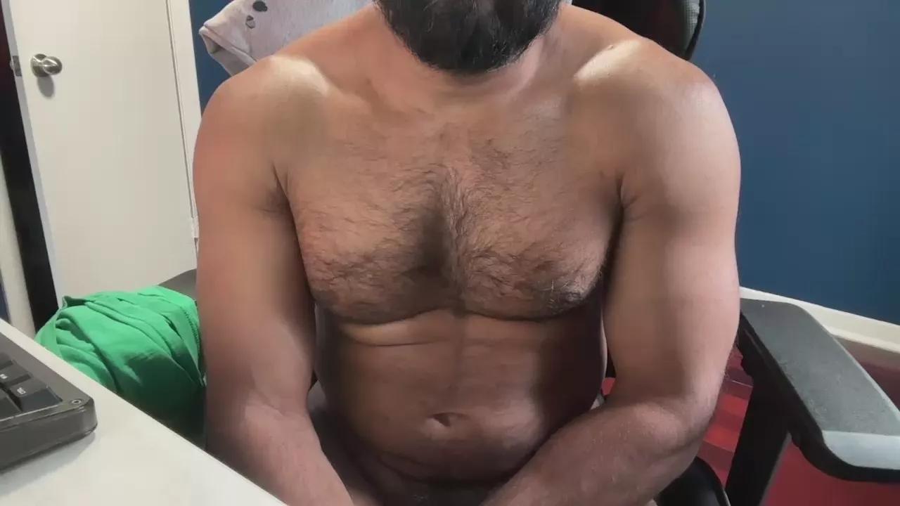 bulgingarmy on Cam4 