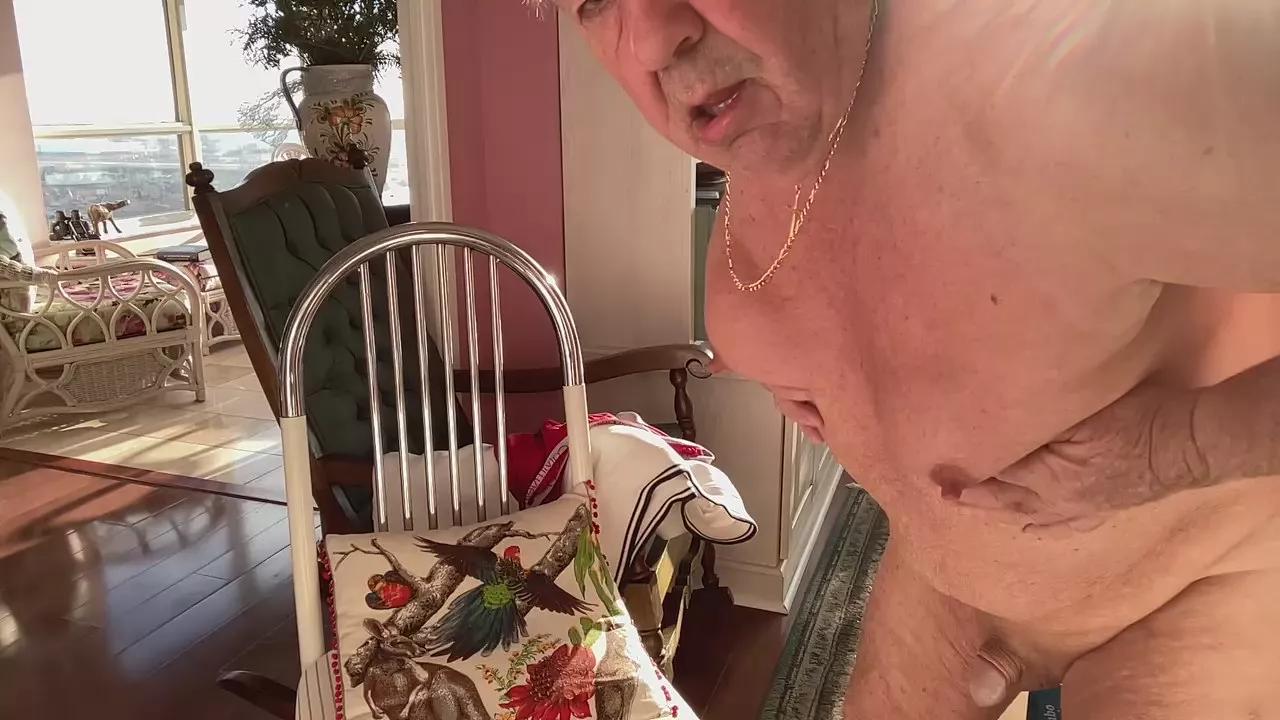 Bustymanhot1 on Cam4 