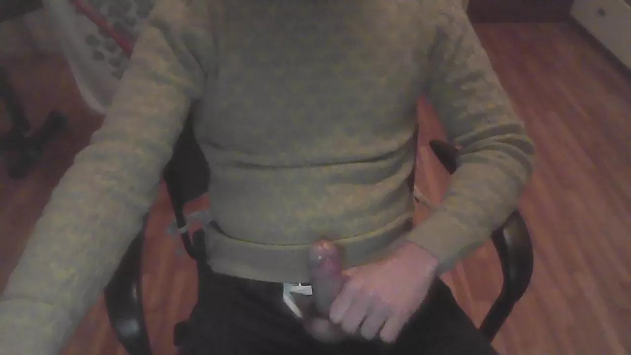 cad_reloaded on Cam4 