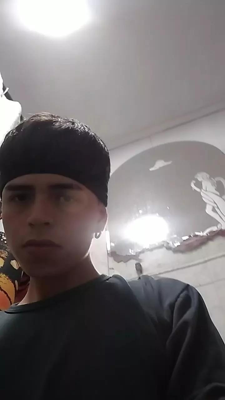 camxcamsky on Cam4 