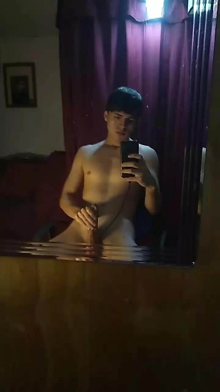 camxcamsky on Cam4 