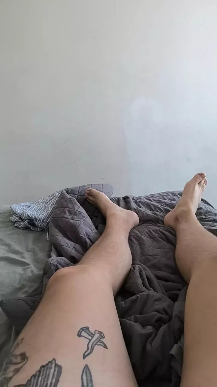 Offline Carlitoscalien3 on Cam4