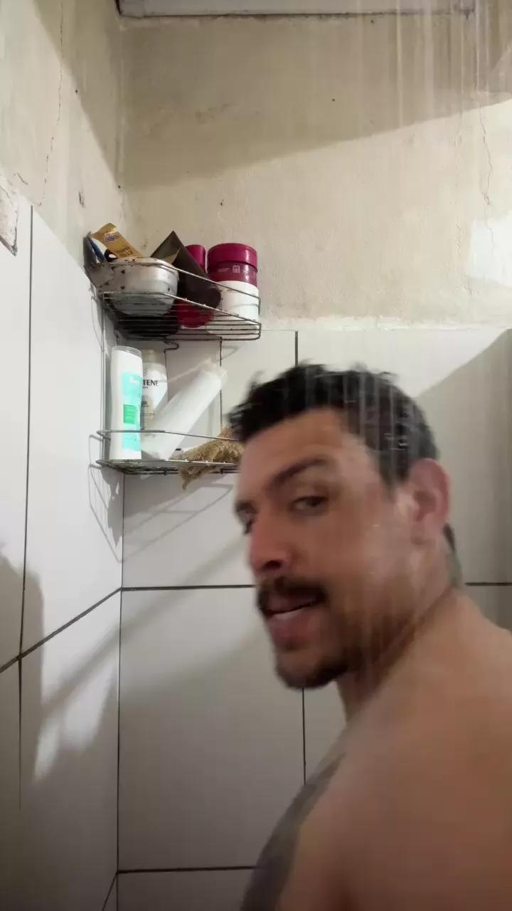 Carvalho23cm on Cam4 