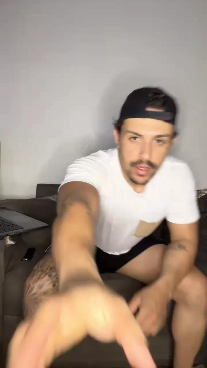 Carvalho23cm on Cam4 