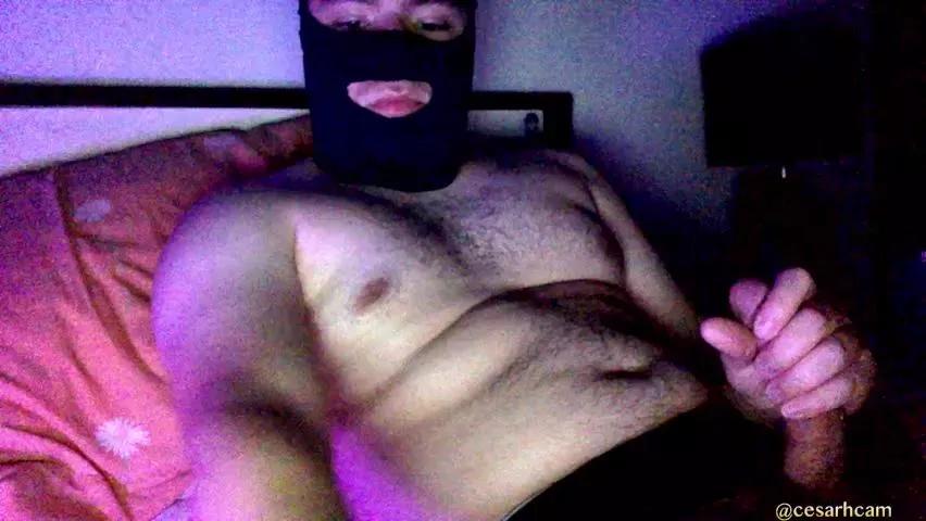Cesarmasked on Cam4 