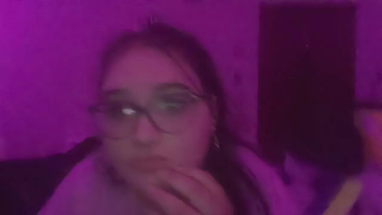 charkitten on Cam4 
