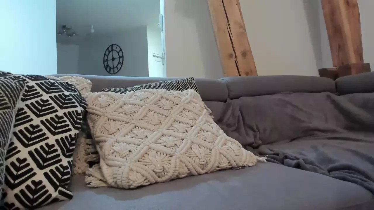 Offline chatoncokinX on Cam4