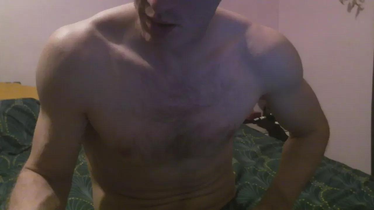 chevalier_mmm on Cam4 