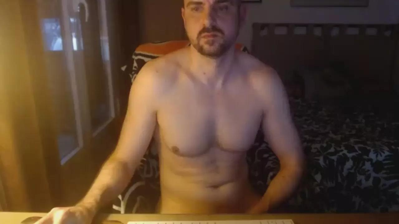 chicocambig on Cam4 