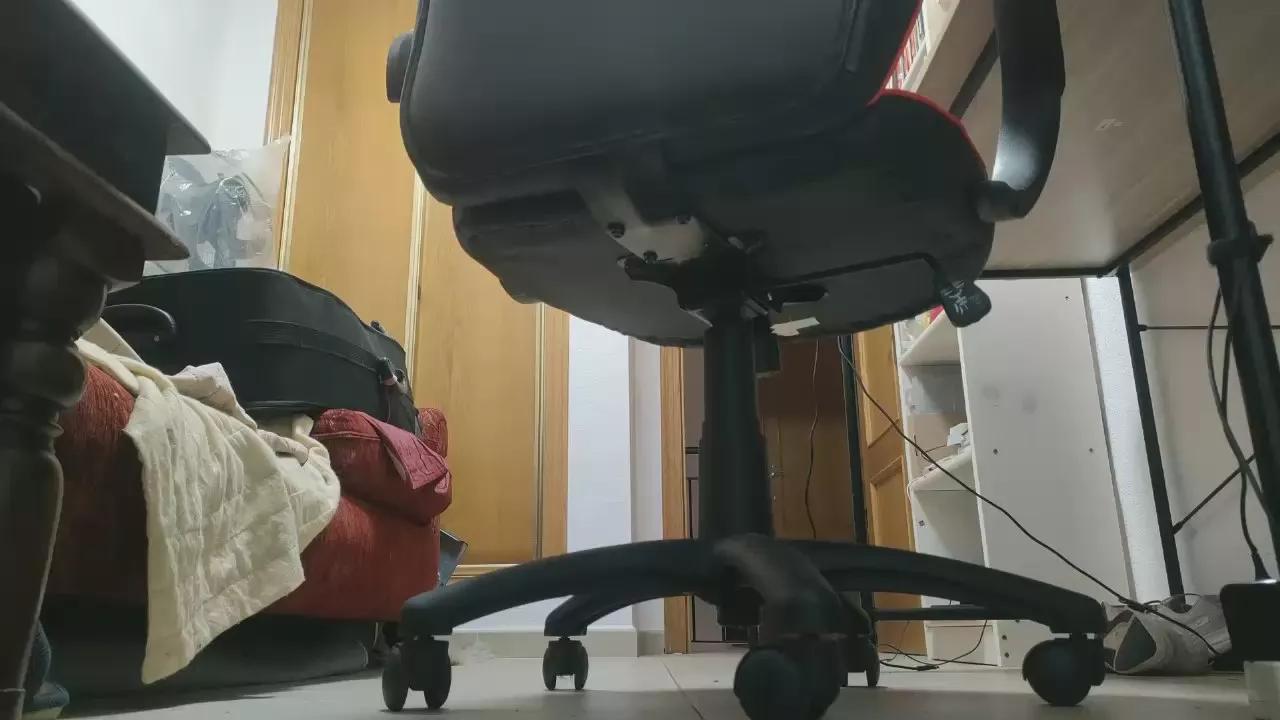 ChloeTvFem on Cam4 