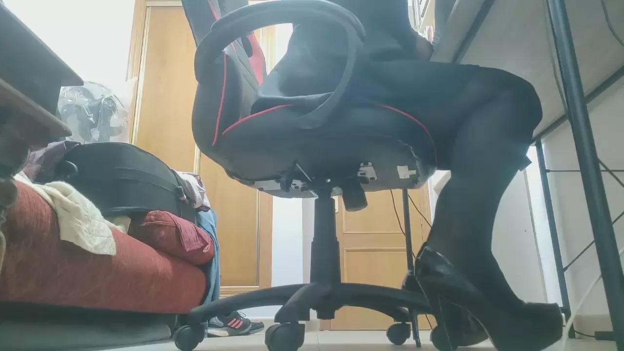 ChloeTvFem on Cam4 