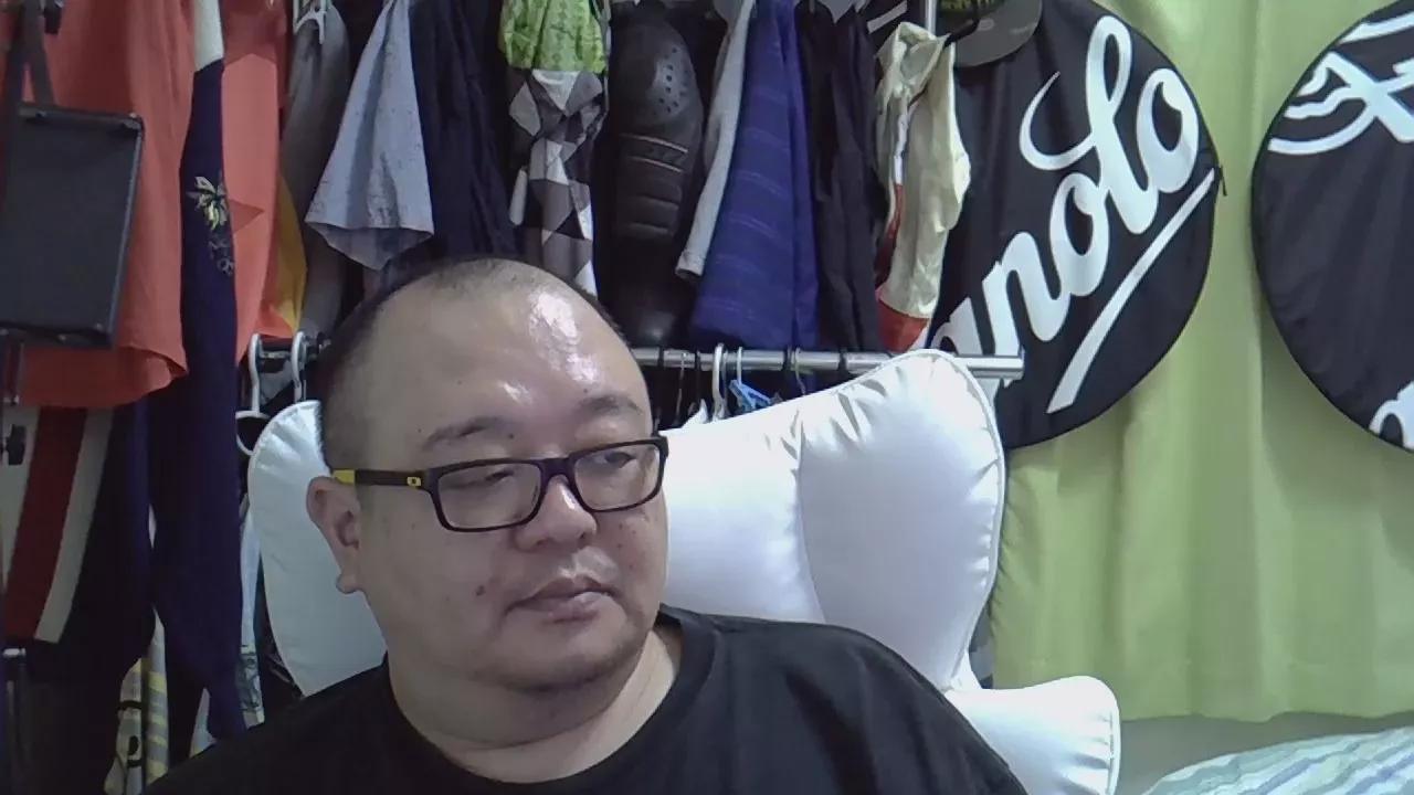 chubby_love7 on Cam4 