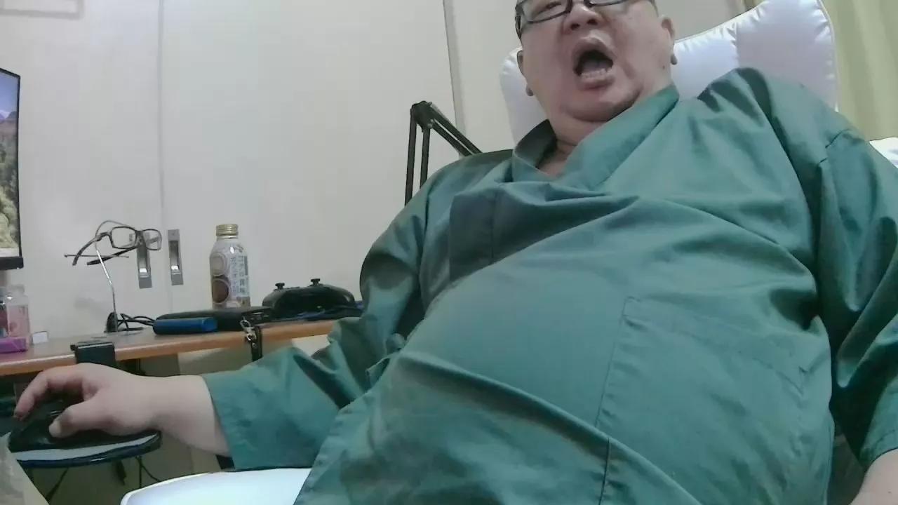 chubby_love7 on Cam4 