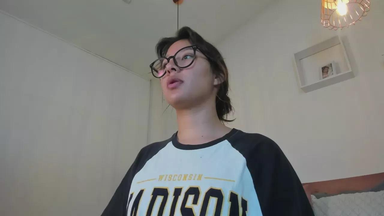 Cloe_n_Billy on Cam4 