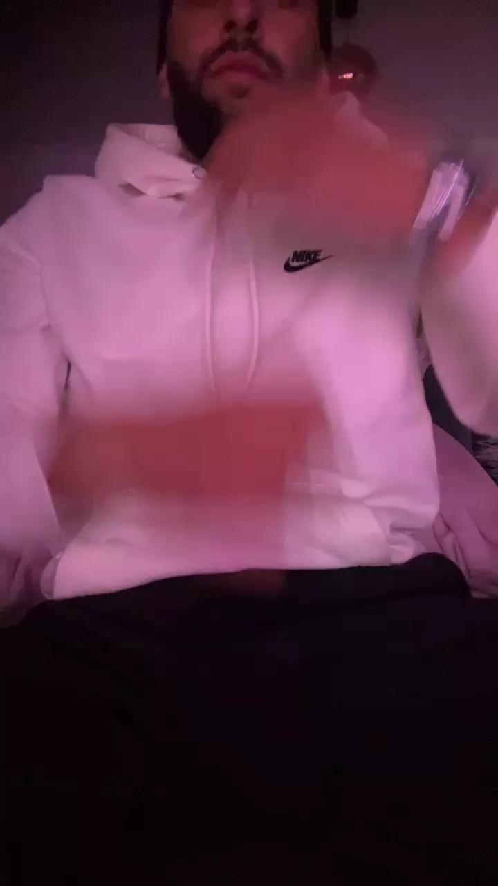 CokinLyonTBM on Cam4 