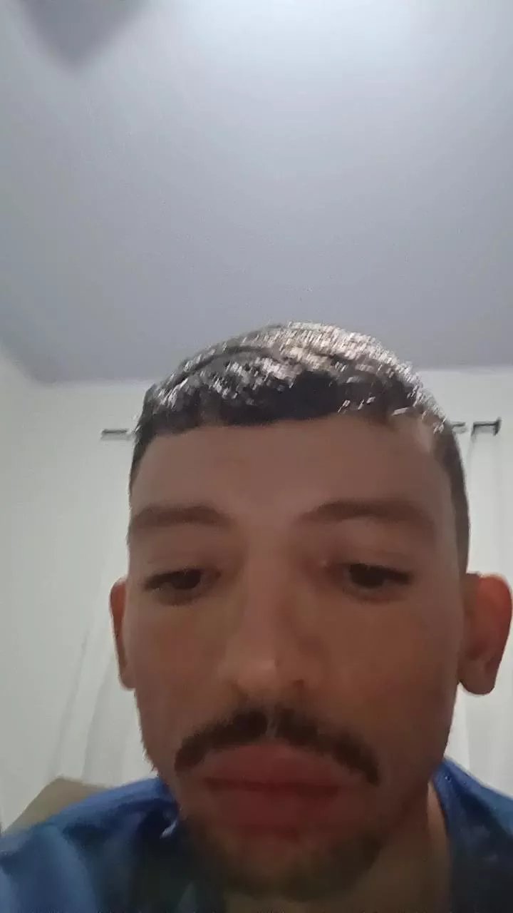 Offline Cristinaluxy on Cam4