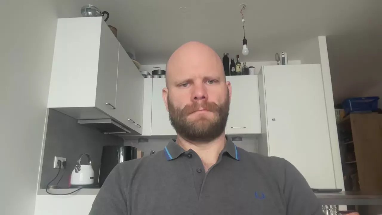 Offline da_flow on Cam4