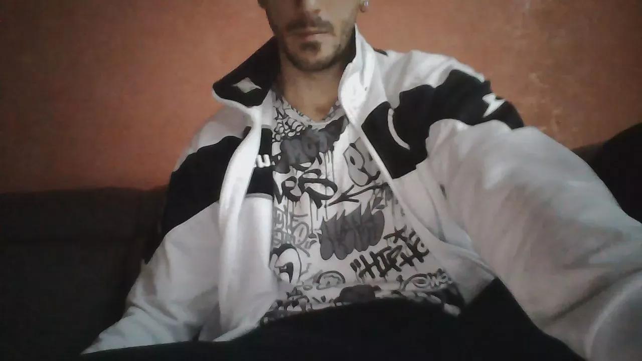 daniele159 on Cam4 
