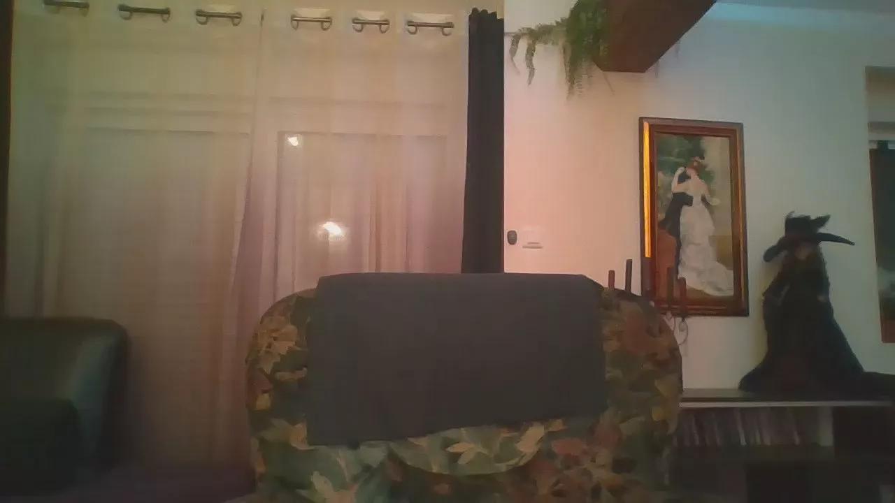 Dark_luxury on Cam4 