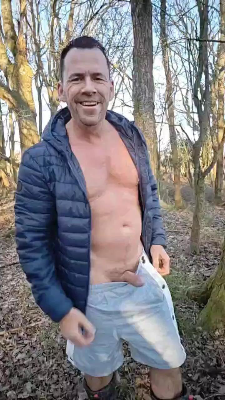 dave_naked on Cam4 