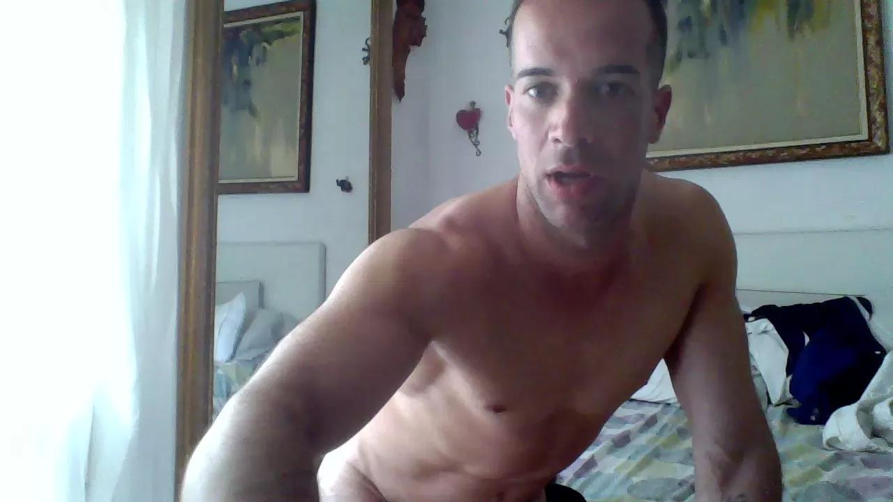 DAVIDBIGKOCK on Cam4 