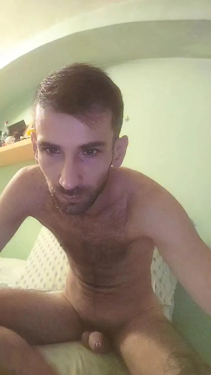 Offline Davlup25 on Cam4